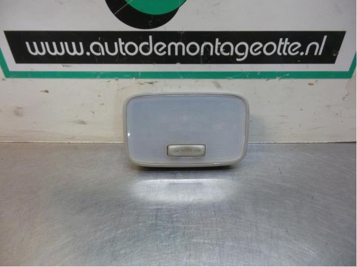 Eclairage intérieur avant d'un Kia Picanto (Picanto 11-), Kia, -, Utilisé, -