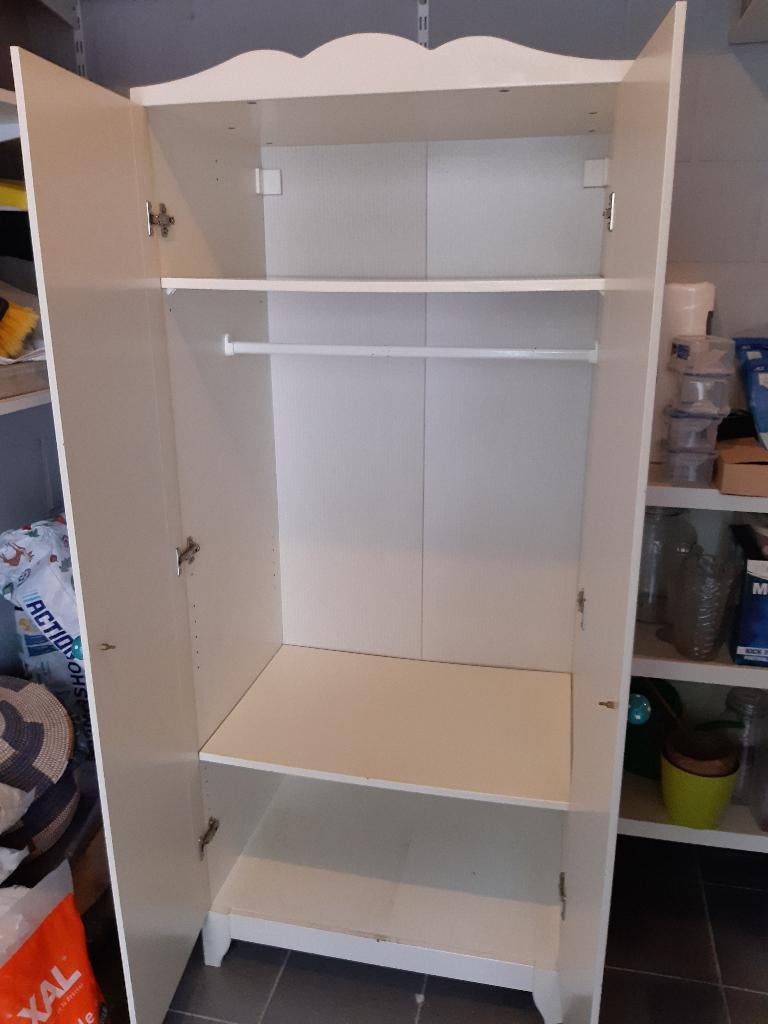 Kleine witte kledingkast, Ophalen, Gebruikt, Kast