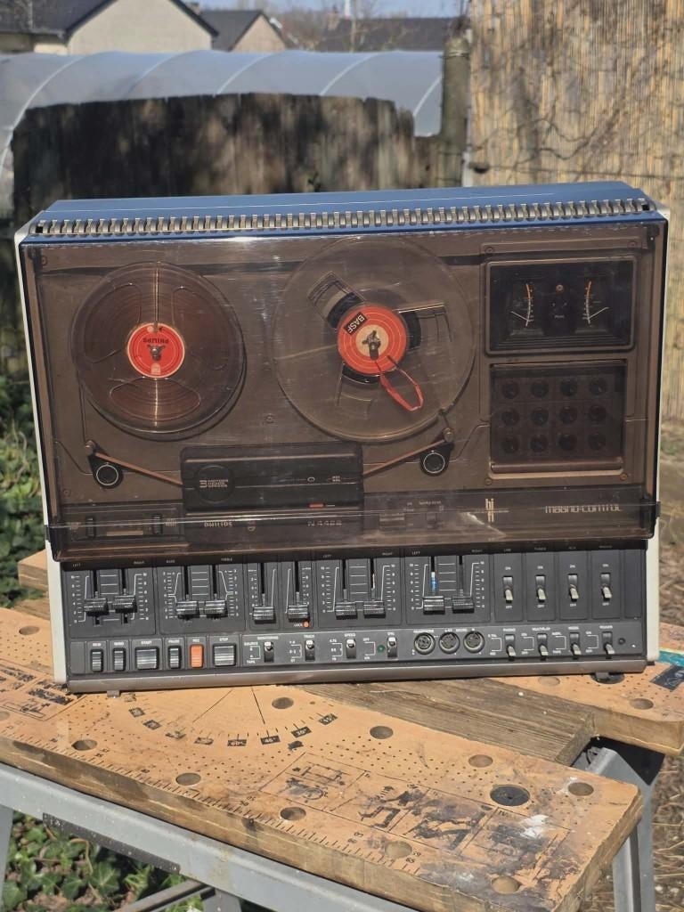 PHILIPS N4422 - Bandrecorder!!!! riemen!!!!, Audio, Tv en Foto, Bandrecorder, Ophalen of Verzenden, Bandrecorder, Met stofkap