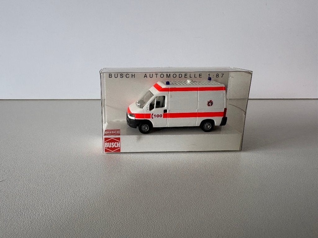 BRANDWEER 100 AMBULANCE - PEUGEOT BOXER - 1:87, Verzenden, Nieuw, Bus of Vrachtwagen, Overige merken