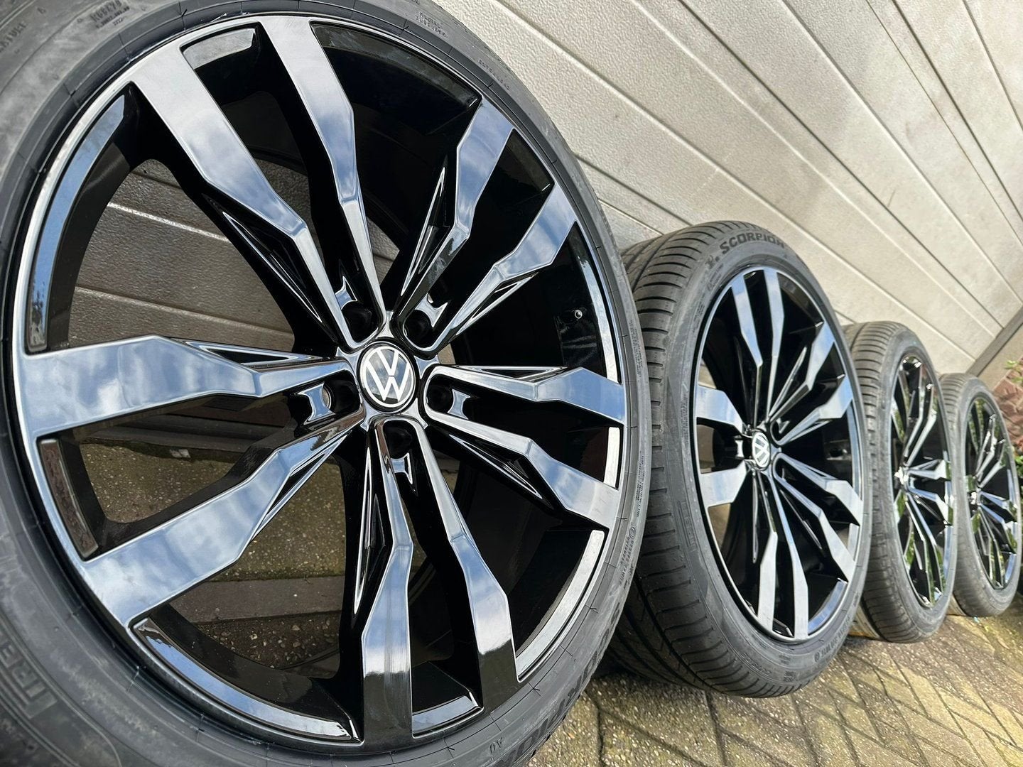 21" Volkswagen Tiguan Tayron Touareg CR Suzuka R-line velgen, Autos : Pièces & Accessoires, Pneus & Jantes, Neuf, Pneus et Jantes