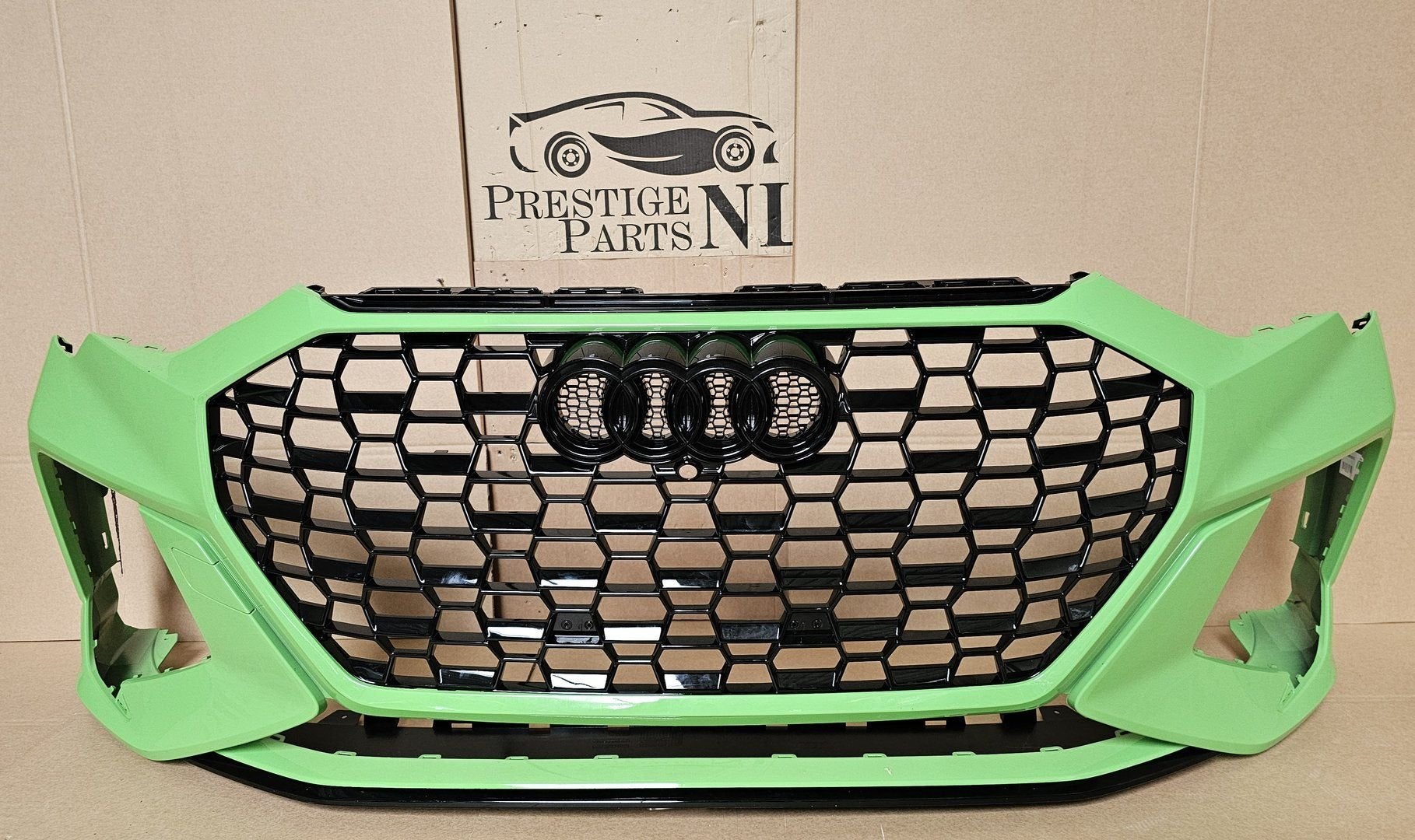 Voorbumper Audi Q3 F3 83A RSQ3 Origineel Bumper 83A807437K, -, Origine de la pièce connue, Audi, Utilisé