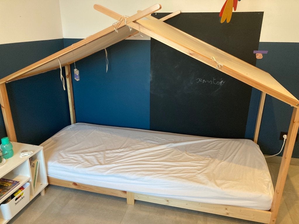 Huisbed 90x200, Ophalen, 90 cm, Eenpersoons, Beige