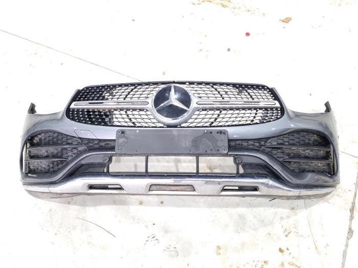 Voorbumper van een Mercedes GLC-Klasse (992), Gebruikt, -, Ophalen of Verzenden, Bumper