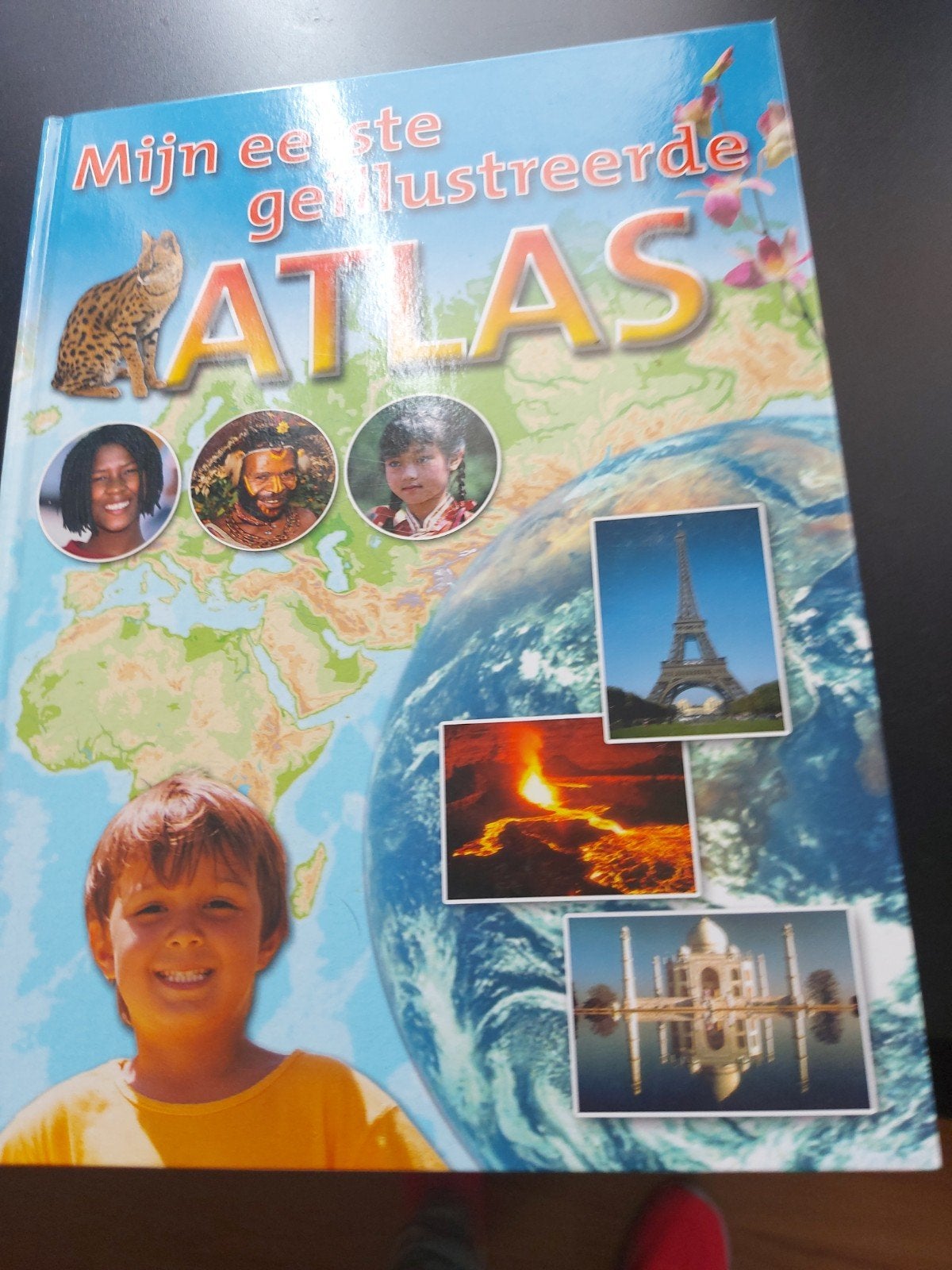 mijn eerste atlas, Enlèvement