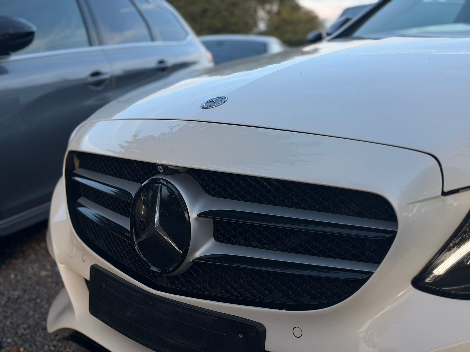 Mercedes c350e Benzine Hybride, Auto's, Verwarmde buitenspiegels, 4 cilinders, Wit, Leder