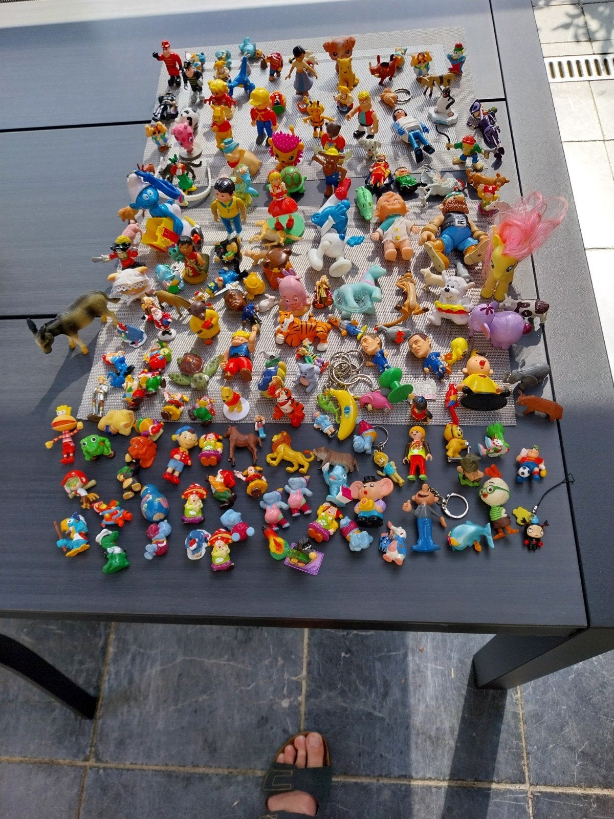 175 kleine speelpoppetjes., Verzamelen, Ophalen