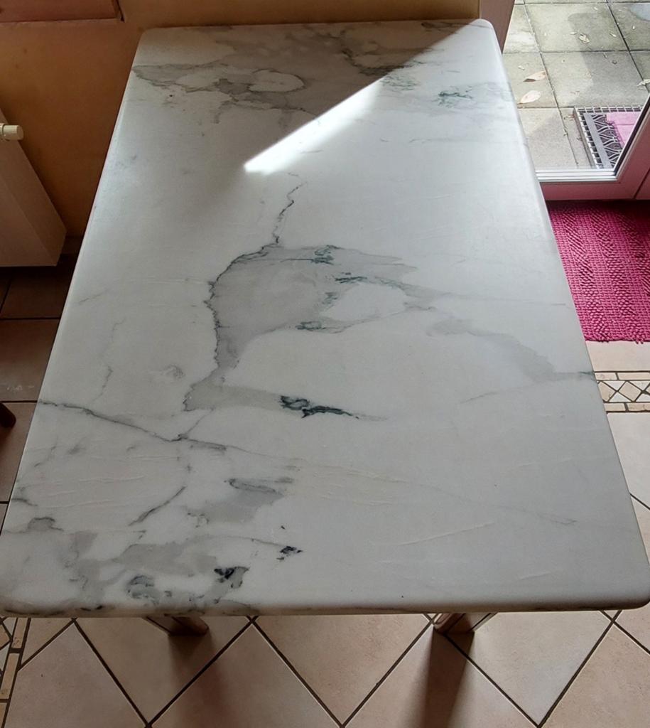 TABLE EN MARBRE DE CARRARA, Chêne, 100 à 150 cm, Cinq personnes ou plus, Enlèvement