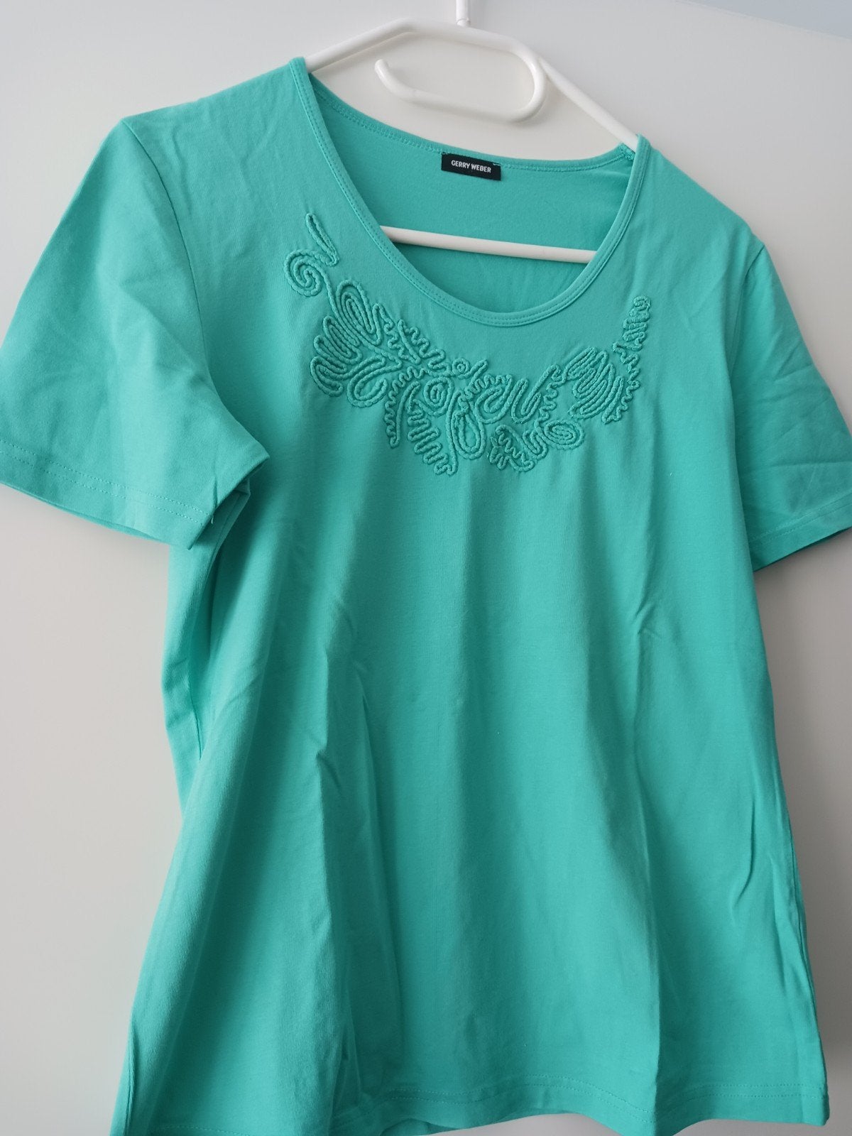 Groene t-shirt merk Gerry Weber te koop.M 44, Vêtements | Femmes, T-shirts, Taille 42/44 (L), Manches courtes, Comme neuf, Enlèvement
