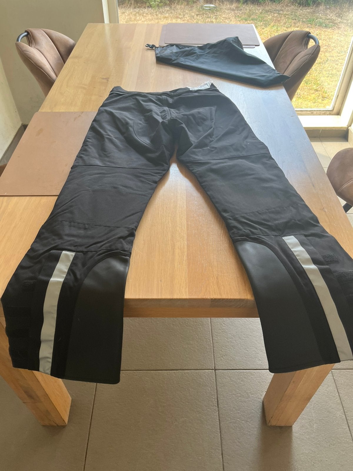 Fuel broek, Particulier