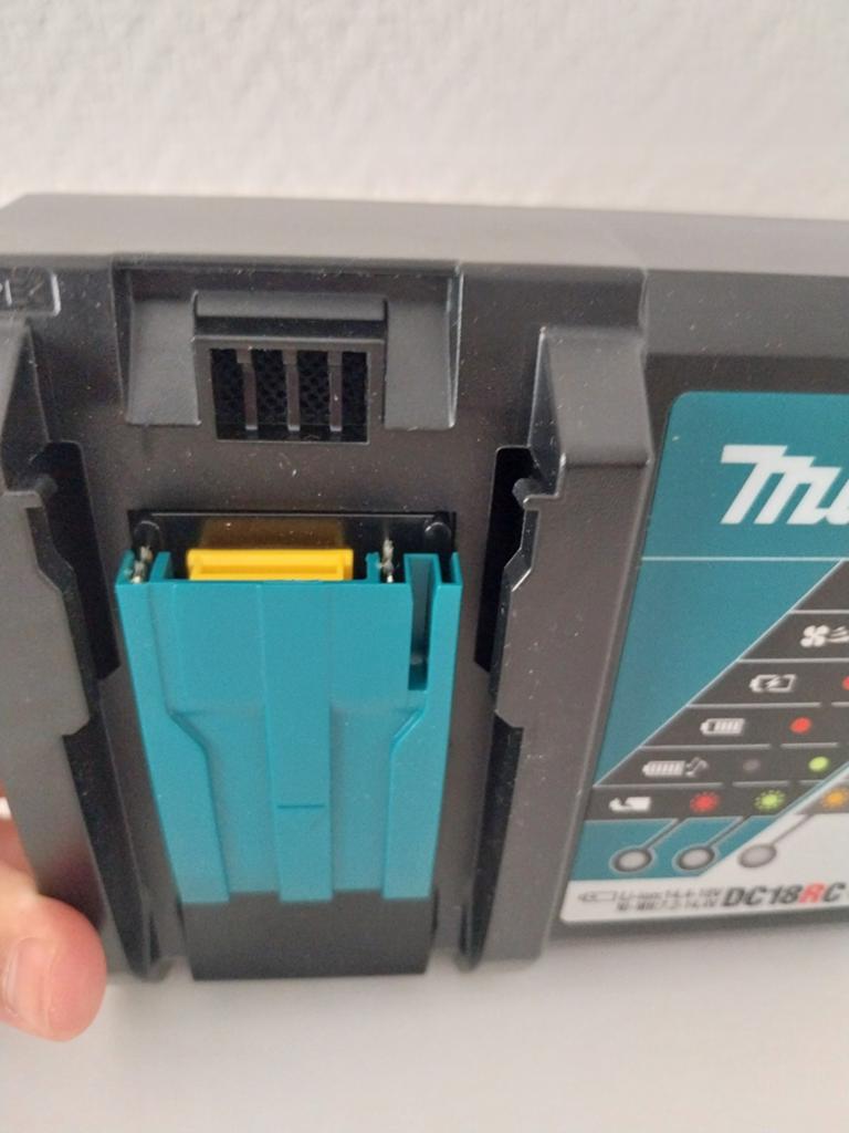 Chargeur batterie makita, Audio, Tv en Foto, Opladers, Ophalen
