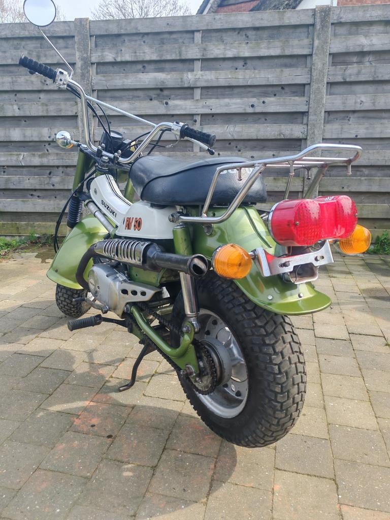 Originele Suzuki Rv50, Fietsen en Brommers, Brommers | Oldtimers, 49 cc, Klasse B (45 km/u), 4 versnellingen, Ophalen