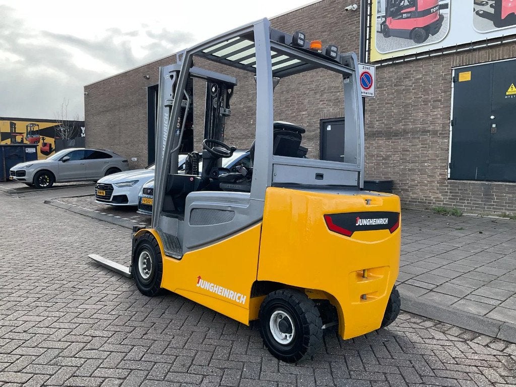 Jungheinrich EFG 425 2500KG 4.70METER HEFTRUCK (bj 2017), Zakelijke goederen, 2000 tot 3000 kg, Elektrisch, Heftruck, Jungheinrich