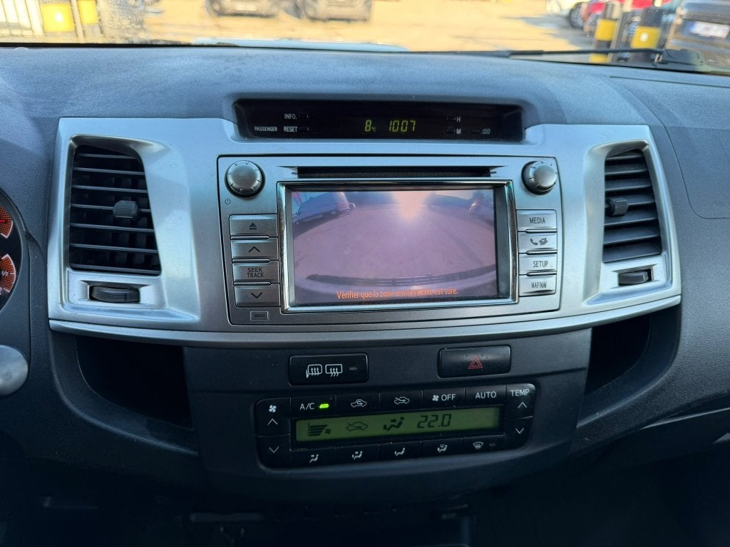 Toyota Hilux ( Stock ID 41769) — 21