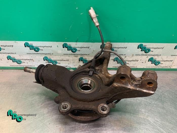 Joint avant gauche d'un Peugeot 308 (308 08-), -, 3 mois de garantie, Utilisé, -