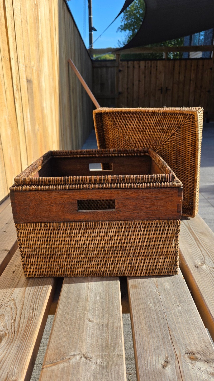 Rotan opbergkist met teak frame en deksel, Ophalen, Nieuw, Teakhout