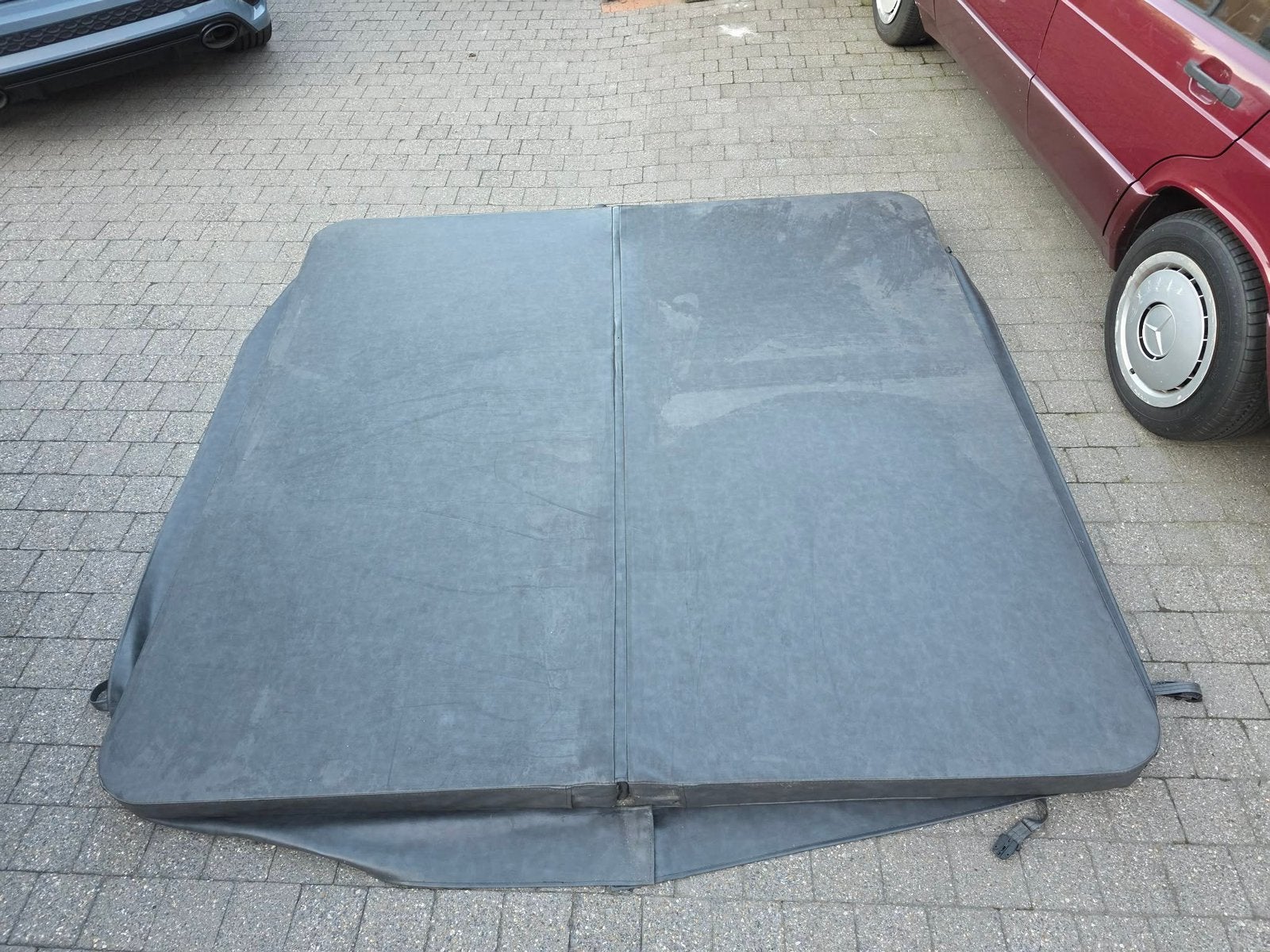 Jacuzzi cover 2m20 op 2m20 en houten trapje composiet, Tuin en Terras, Ophalen, Zo goed als nieuw, Inbouw, Trap