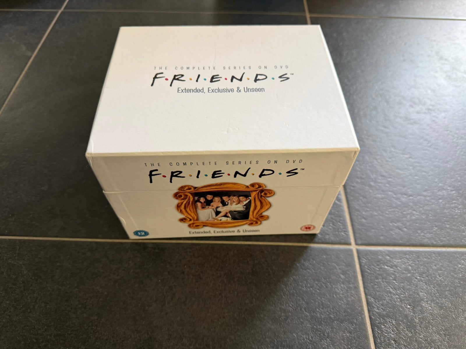 10 Dvd box Friends complete serie - zeer goede staat, Zo goed als nieuw, Complete serie, Alle leeftijden, Speciale editie