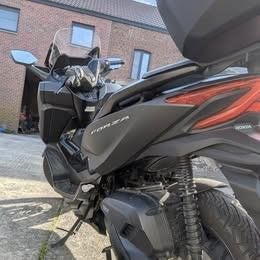 Honda Forza 125, Scooter, Permis Moto A1 minimum, ABS, 4 cylindres