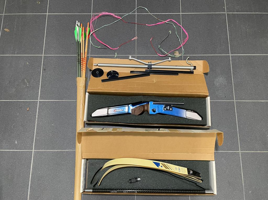 Hoyt USA handboog met pijlen, Sport en Fitness, Handboogschieten, Ophalen, Gebruikt, Pijlen