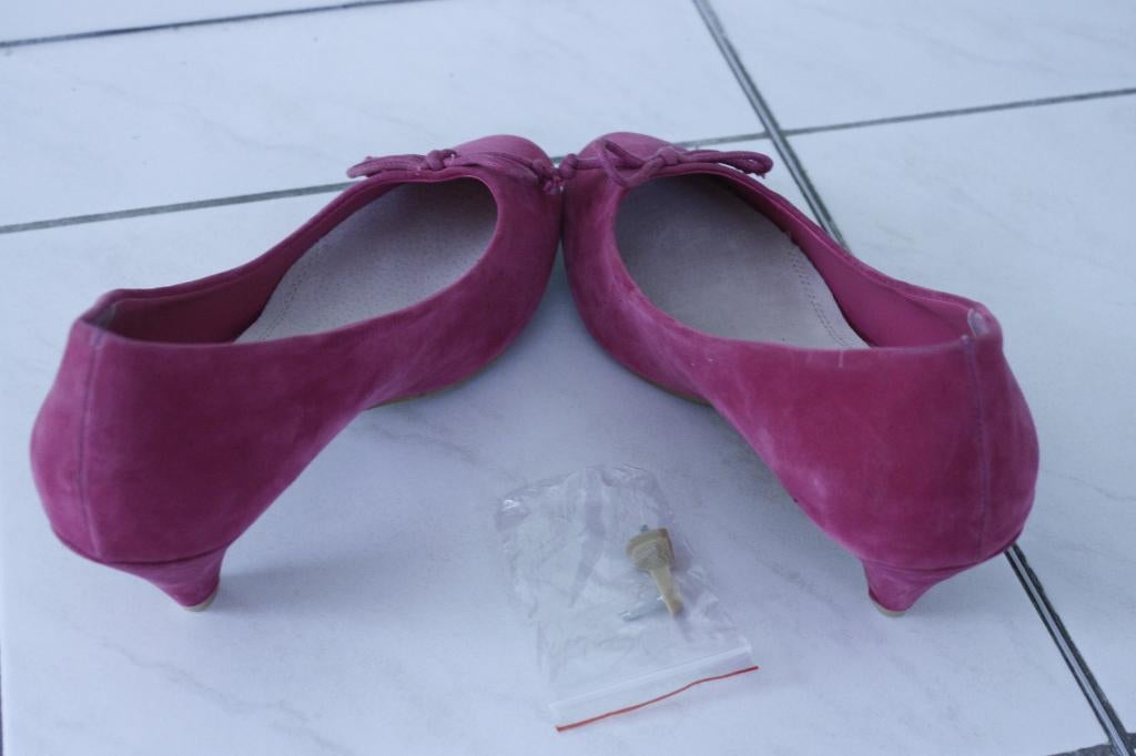 Roze / Fuchsia pumps, Kleding | Dames, Pumps, Forever Folie, Ophalen of Verzenden, Zo goed als nieuw