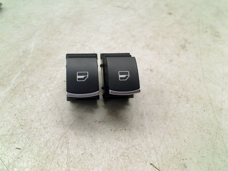 COMMUTATEUR VITRES ELECTRIQUES Golf VI (5K1) (5K0959855), Autos : Pièces & Accessoires, Volkswagen, Volkswagen AG, Utilisé, Kundenbetreuung@volkswagen.de
