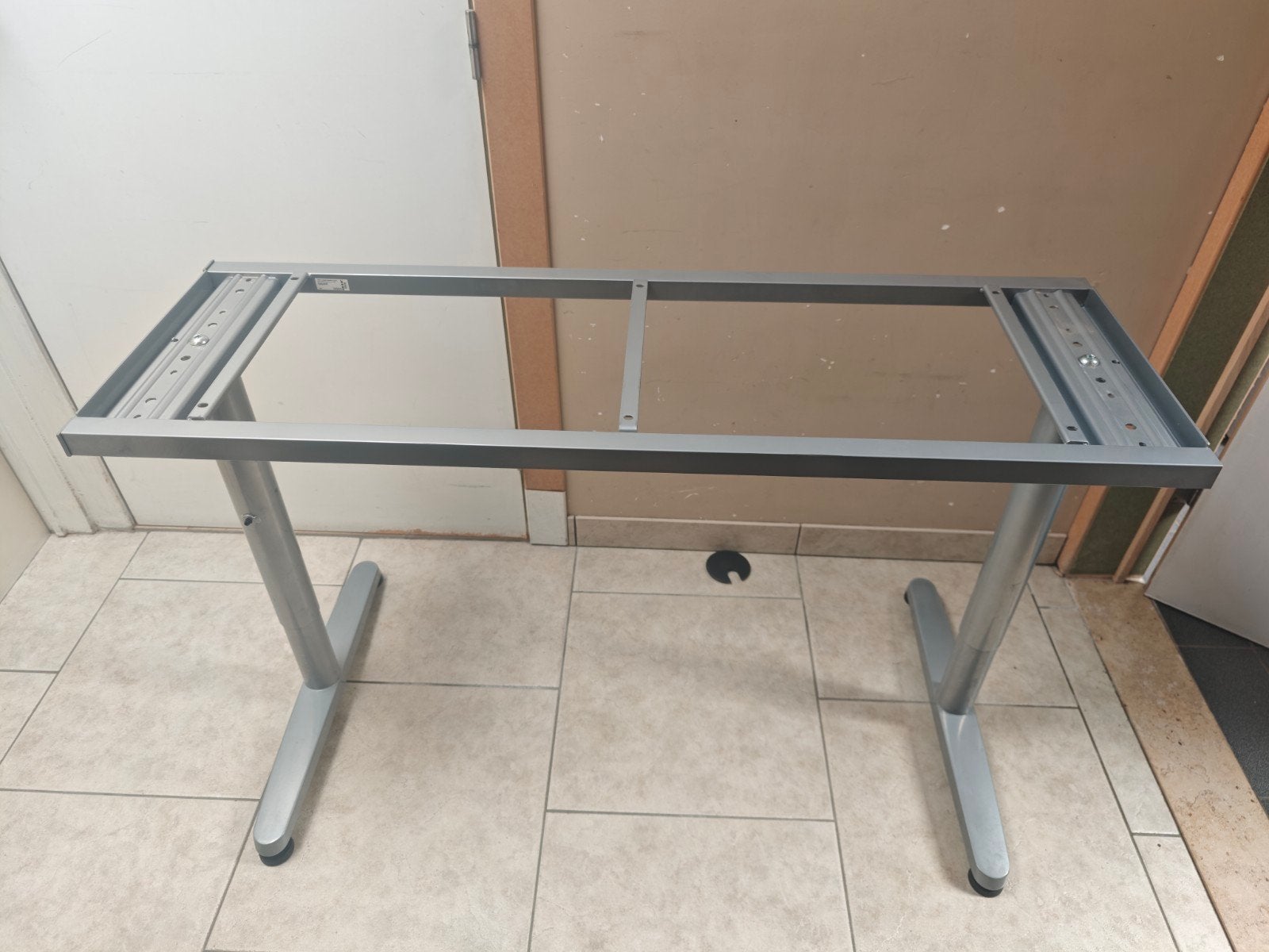 onderstel poten voor tafelblad of bureau, Huis en Inrichting, Ophalen, Gebruikt, 120 cm, 40 cm