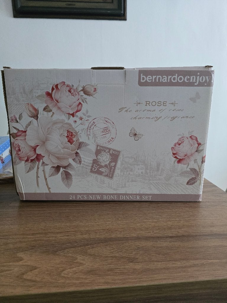24 delig vintage rose servies, Neuf, Service complet, Vintage, Enlèvement