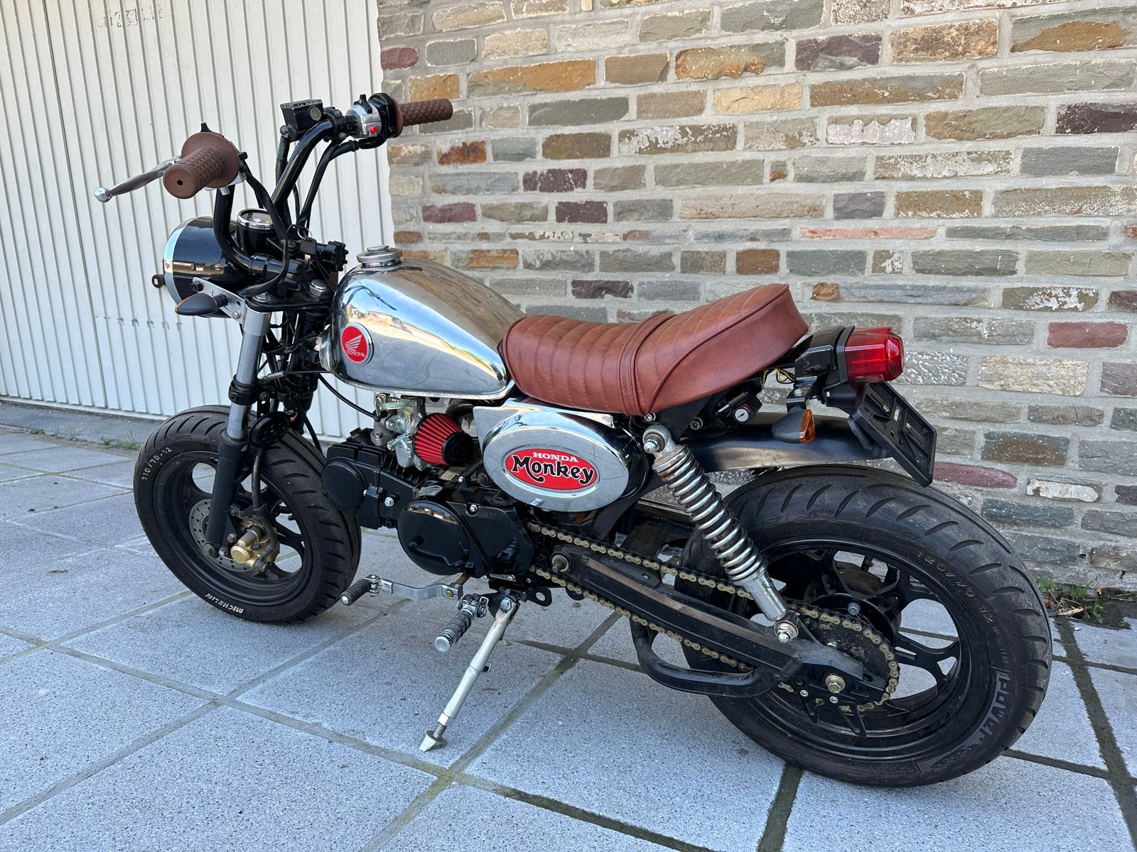 Jincheng Monkey, Enlèvement, Comme neuf