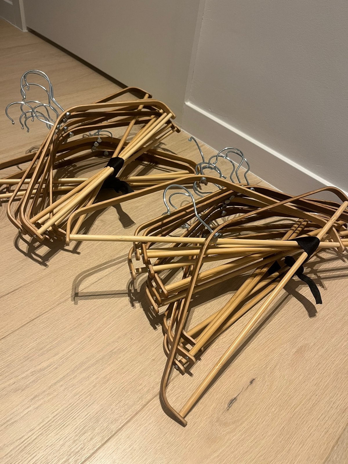 Cintres IKEA - à donner, Enlèvement, Comme neuf