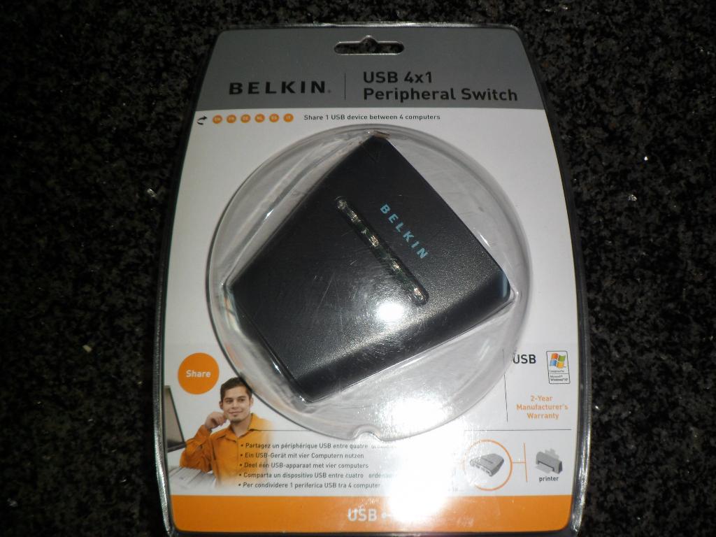 BELKIN USB 4x1 Switch 12Mbps, Ophalen, Nieuw