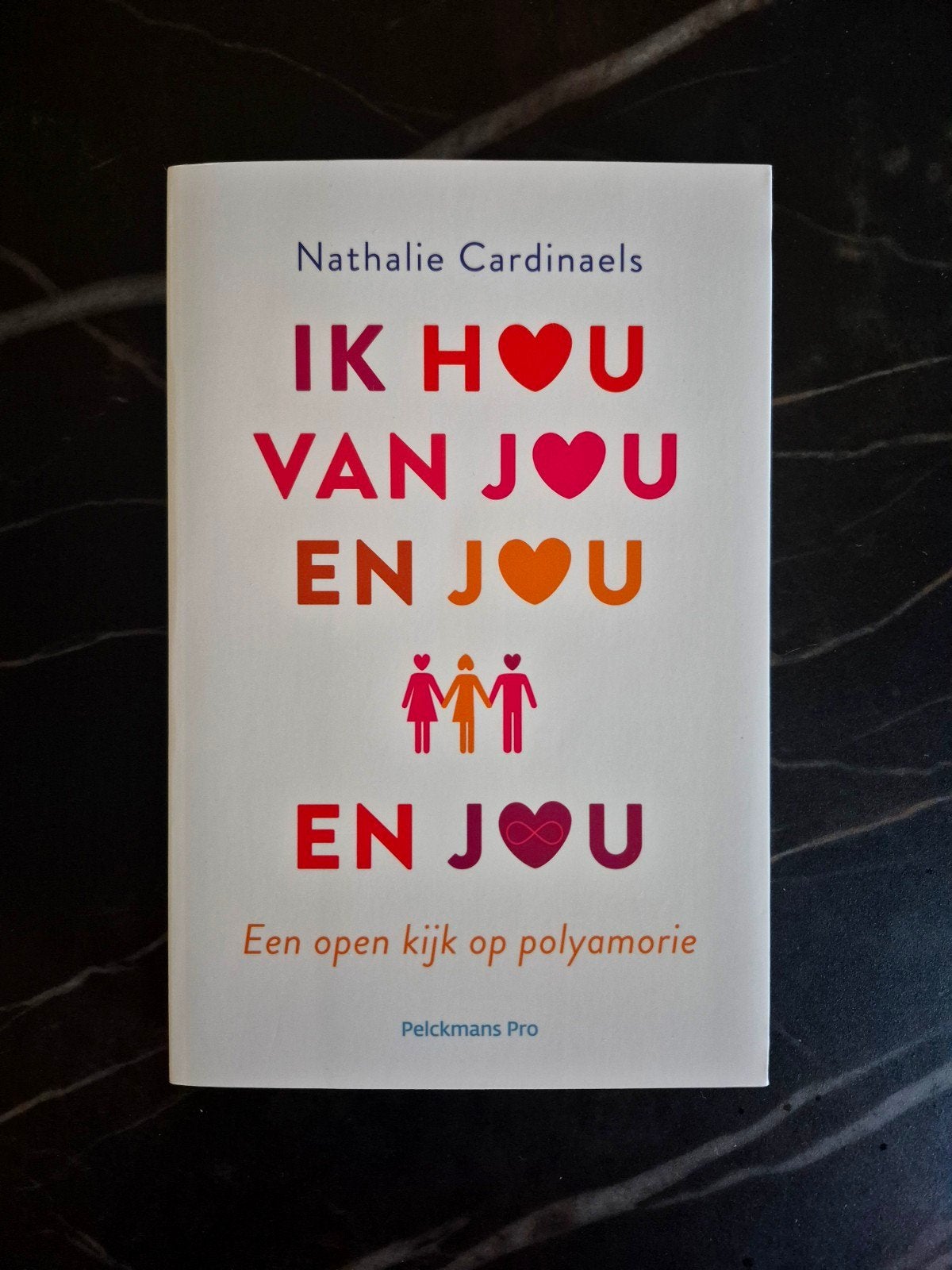 Cardinaels Nathalie - Ik hou van jou en jou en jou, Livres, Politique & Société, Comme neuf, Enlèvement ou Envoi
