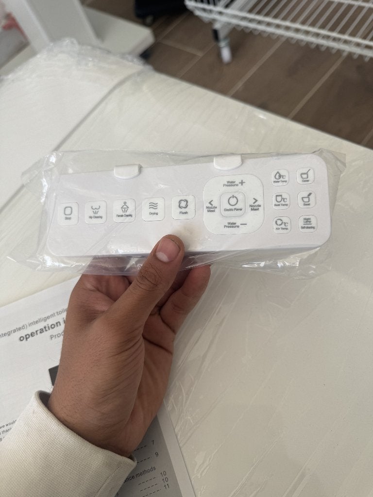 NouveauWC intelligent:bidet, siège chauffant et télécommande, Bricolage & Construction, Enlèvement, Neuf, Toilettes