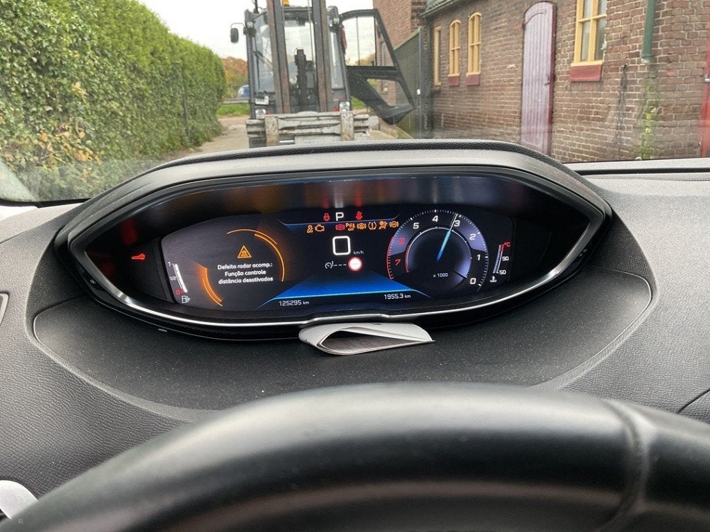 COCKPIT Peugeot 5008 II (M4 / MC / MJ / MR), Gebruikt, Peugeot