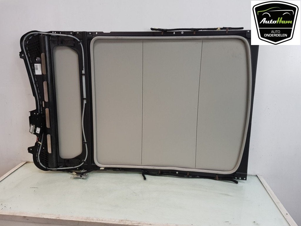SCHUIF-KANTELDAK Renault Kadjar (RFEH) (|912506482R|), Gebruikt, Renault, Peter-Huppertz-Straße 5
51063  Köln, DE, Dialog.deutschland@renault.de