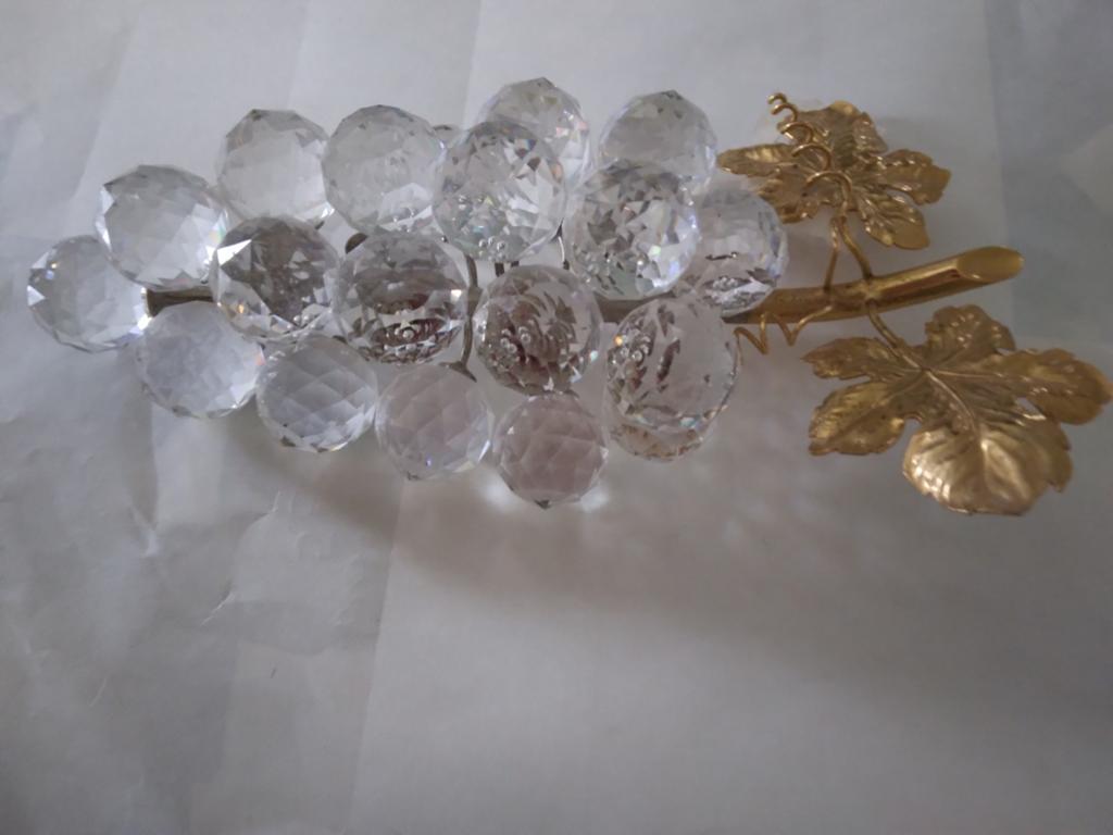 Echte swarovski druiventros, Enlèvement