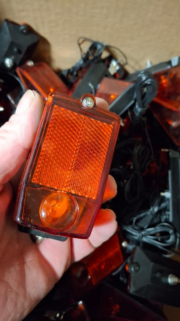 Lot NIEUWE fiets spatbord ACHTERLICHT met kabel voor dynamo, Ophalen, Nieuw, Dynamo, Achterlicht