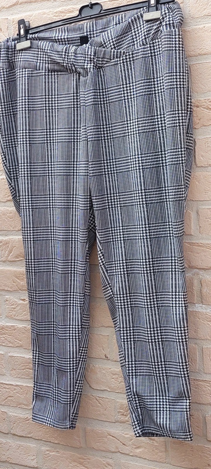 broek maat 3xl emery rose elastiek in taille, Kleding | Dames, Grote Maten, Emery rose, Ophalen of Verzenden, Zo goed als nieuw