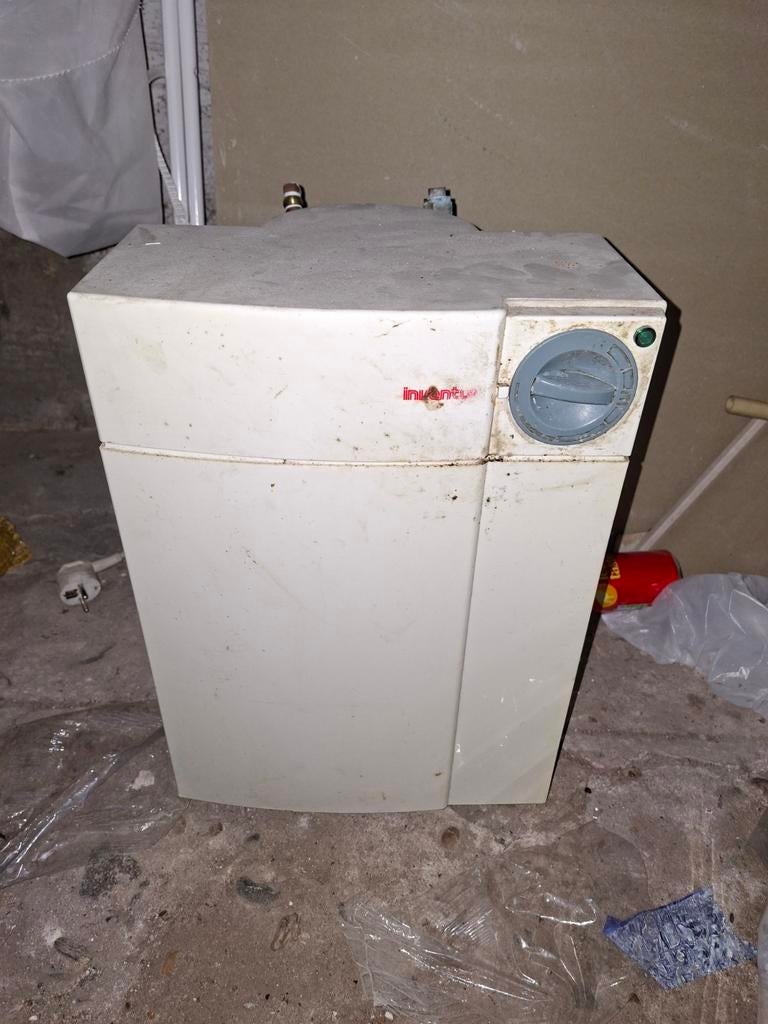 Inventum keukenboiler, werkt nog perfect 10l, Doe-het-zelf en Bouw, Ophalen, Boiler