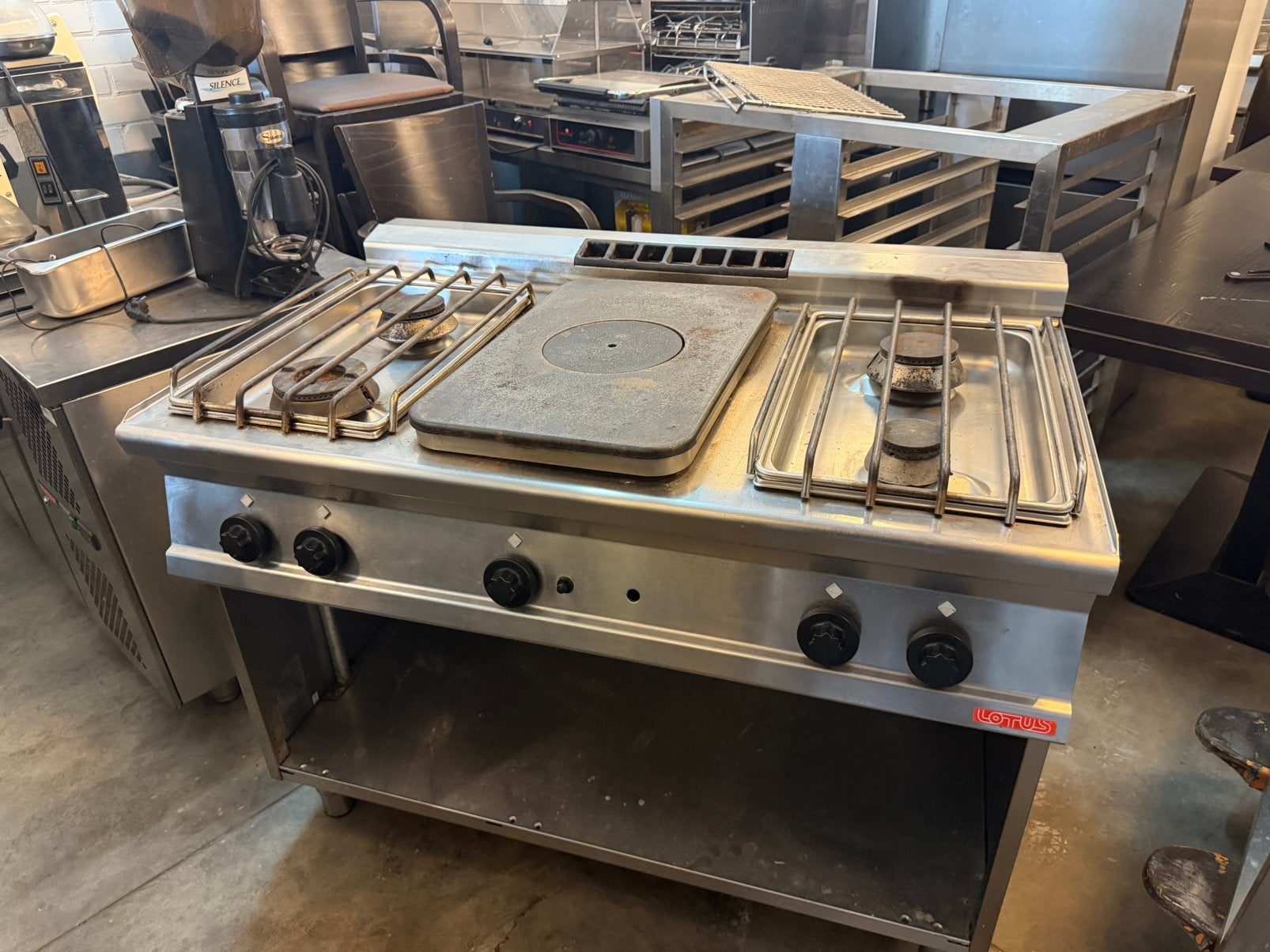 Professioneel Lotus Horeca Gaskomfoor (4-pits + Gloeiplaat), Ophalen