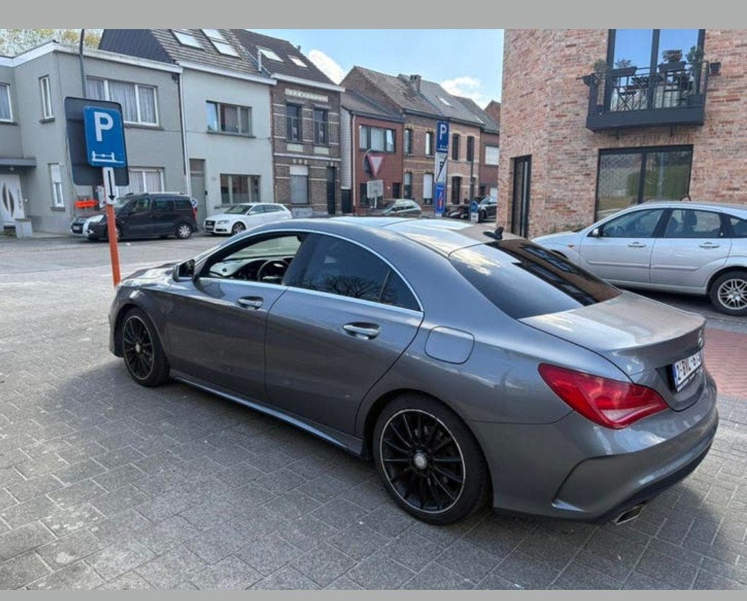 Mercedes classe CLA 180 AMG panoramique led, Auto's, Mercedes-Benz, 90 kW, 4 cilinders, Alcantara, Particulier