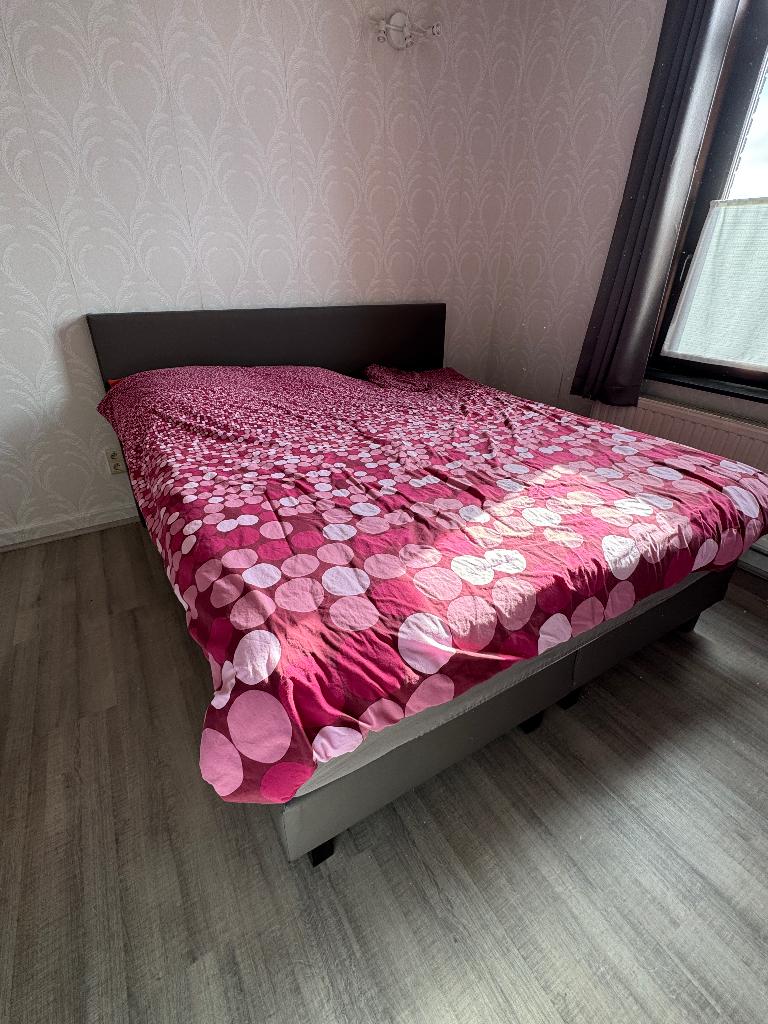 Lit boxspring, Maison & Meubles, Comme neuf, Enlèvement, 180 cm, 200 cm