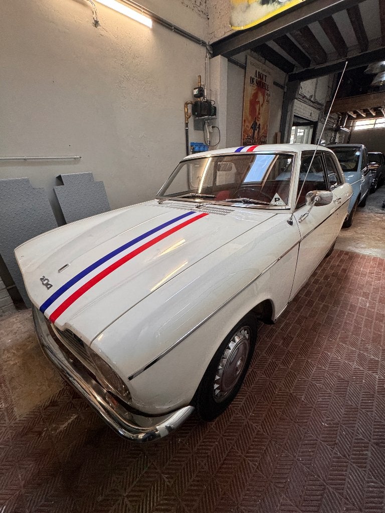 Peugeot 204 Coupé 1967, foto 11