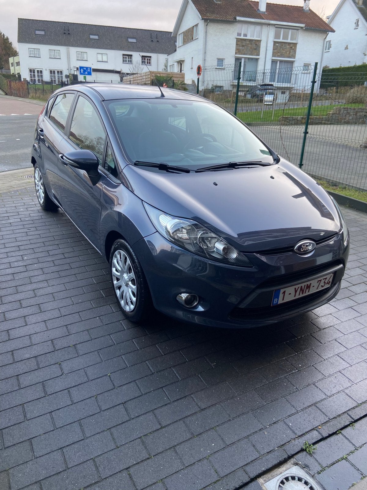 Ford Fiesta 1.4 Benzine Euro5 2013, Voorwielaandrijving, Euro 5, Stof, Zwart