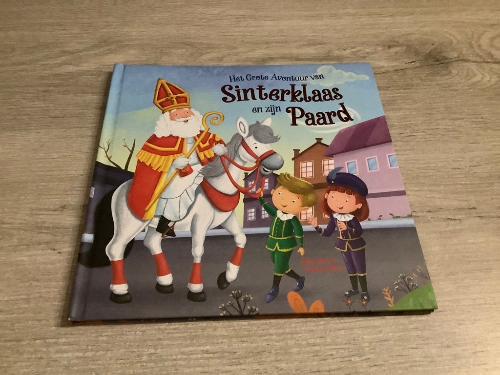 Lisez à haute voix la grande aventure du Père Noël et de.., Garçon ou Fille, Enlèvement ou Envoi, Comme neuf, 4 ans