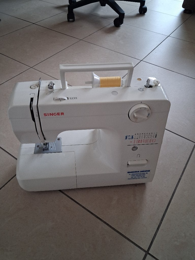 singer naaimachine en toebehoren met voet, Hobby en Vrije tijd, Naaimachines en Toebehoren, Ophalen, Singer, Industrieel, Naaimachine