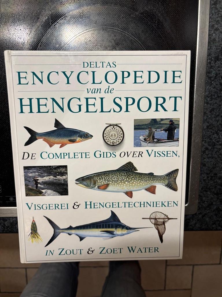Encyclopedie van de hengelsport, Watersport en Boten, Hengelsport | Algemeen, Ophalen of Verzenden, Zo goed als nieuw