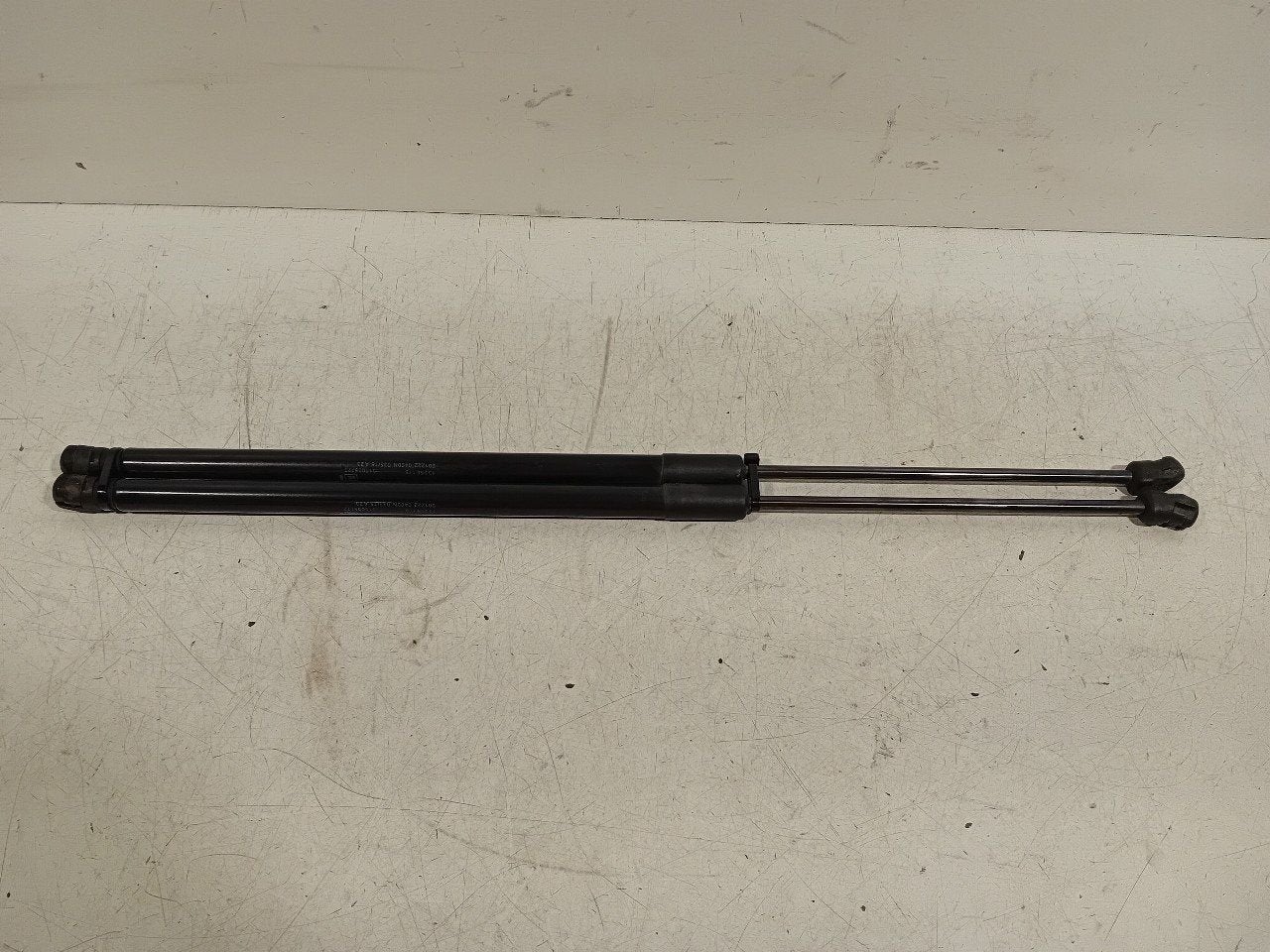 Gasdrukveerset achter Opel Astra, Onderdelen@venauto.nl, Van der Ven Autorecycling B.V., Ettenseweg 76, 4706 PB Roosendaal, The Netherlands