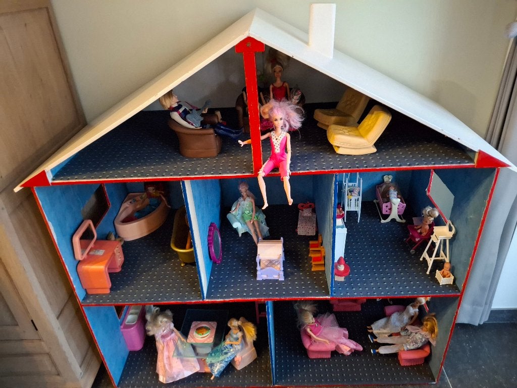 Poppenhuis, Ophalen, Zo goed als nieuw, Poppenhuis