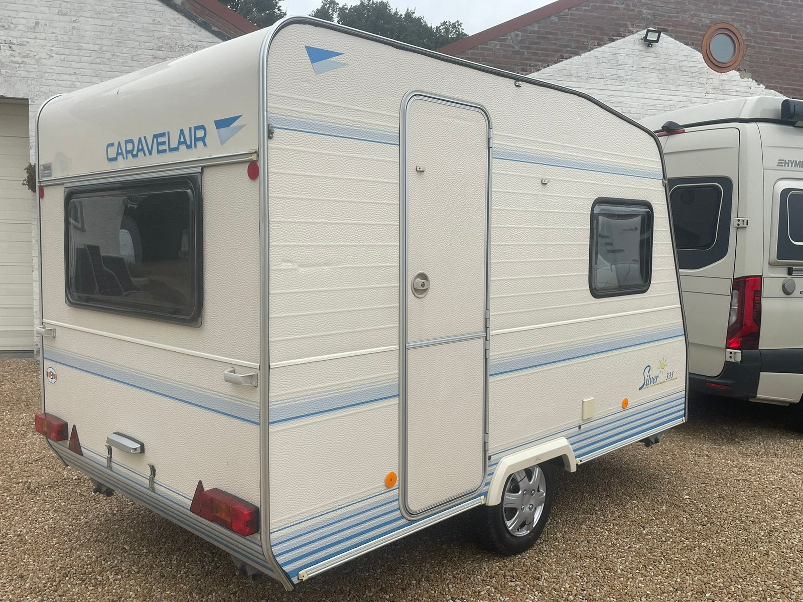 Caravelair Silver 335, 750 kg keuringsvrij, zeer mooie staat, Entreprise, Réfrigérateur, Caravelair